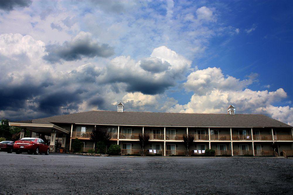 Hampton Falls Inn Экстерьер фото