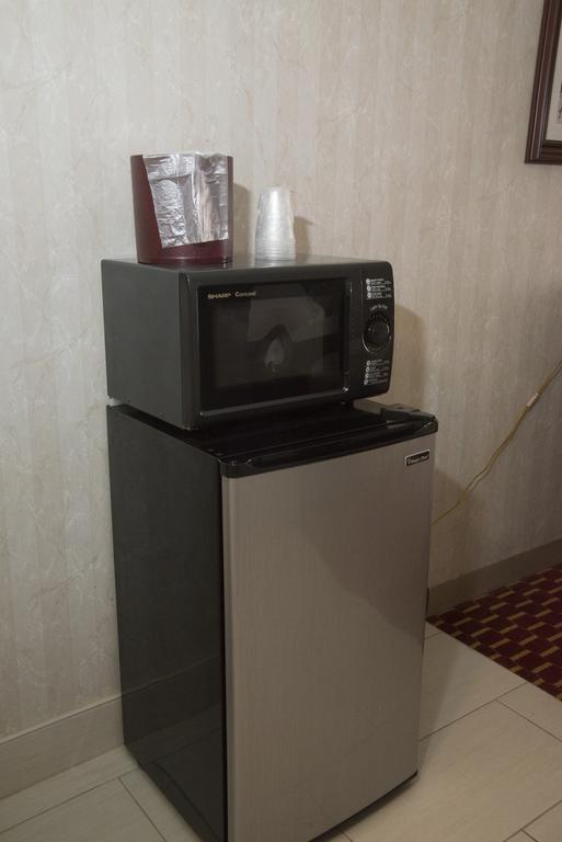 Hampton Falls Inn Экстерьер фото