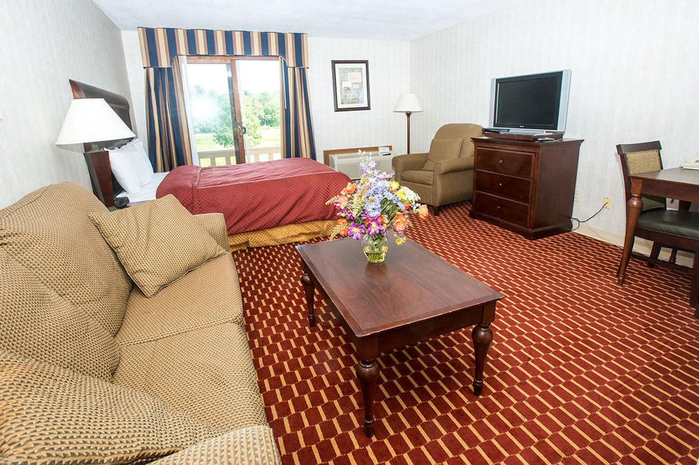 Hampton Falls Inn Экстерьер фото