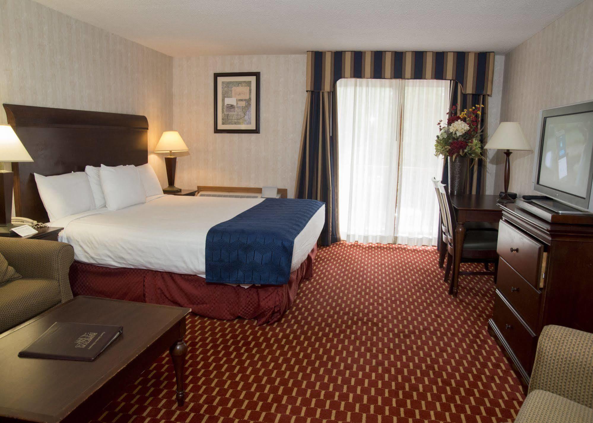 Hampton Falls Inn Экстерьер фото